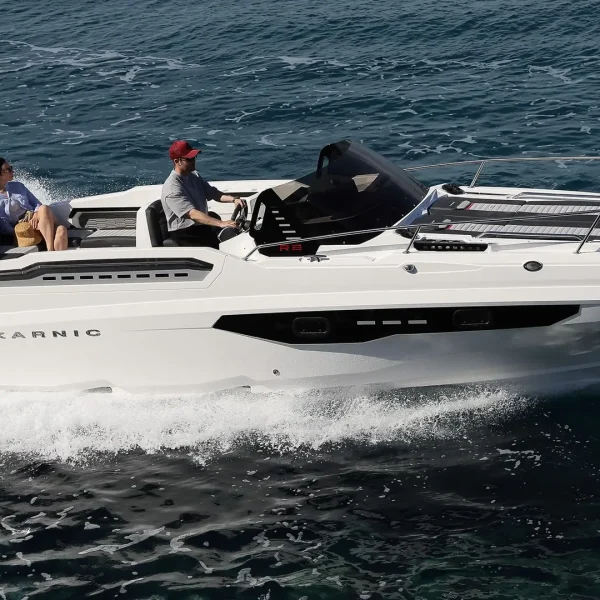 Karnic R8-S (23)